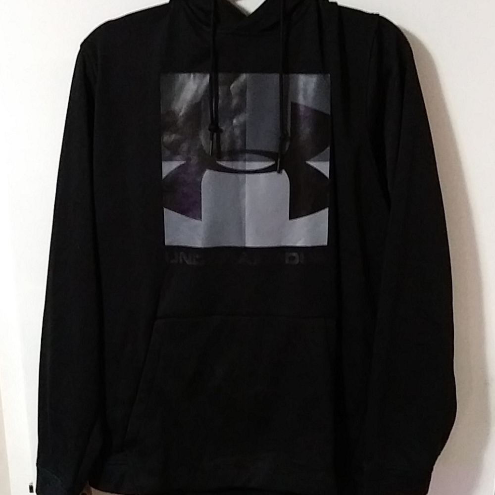 Under Armour black hoodie